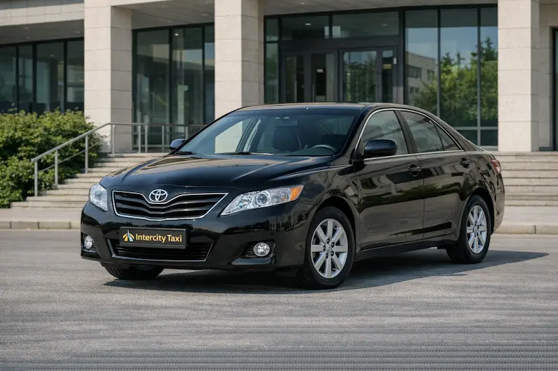 Комфорт клас Toyota Camry міжміське таксі Intercity-taxi